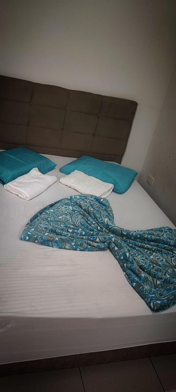 Suites Para Casal 伯迪亚哥 外观 照片