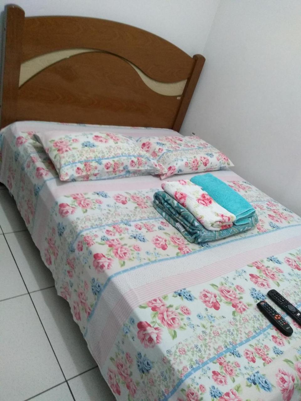 Suites Para Casal 伯迪亚哥 外观 照片